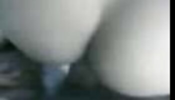 برونا کاسترو ، دختر سكس چت ايرانى سکسی ، زیر دوش شانه می کشد