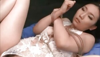 داخل خانه را با تصاویر سکس چت هم گیر کرده است