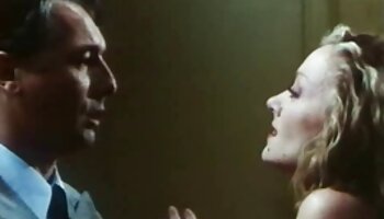 Tits Out برای لینک گروه چت سکسی پسران