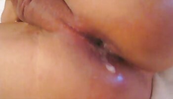 نیتا استار مجلسی بلند و سبزه ، همه سوراخ ها را از بین برده کوس چت و سپس صورت می گیرد